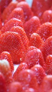 Preview wallpaper strawberries, berries, milk