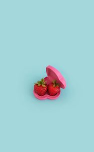 Preview wallpaper strawberries, berries, minimalism, heart