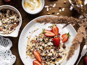 Preview wallpaper strawberries, berries, muesli, plate, breakfast, aesthetics