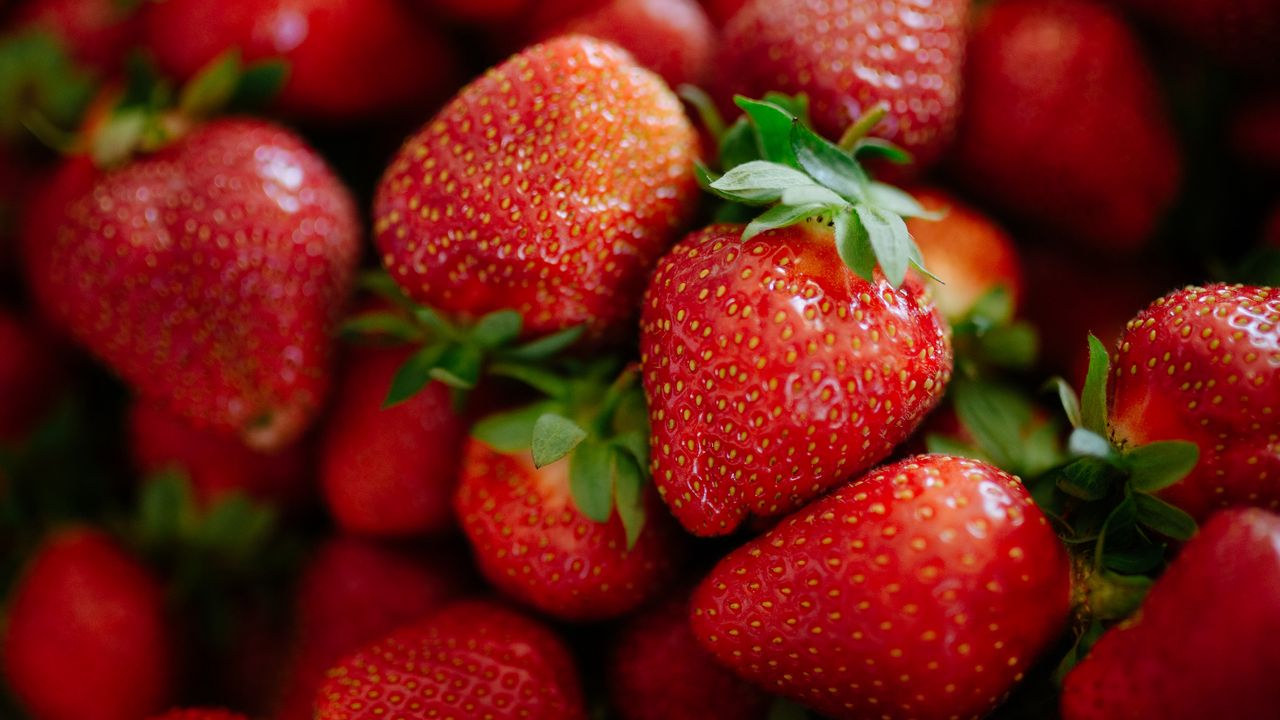 Wallpaper strawberries, berries, red, food