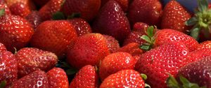 Preview wallpaper strawberries, berries, ripe, sweet