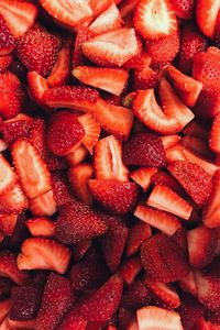 Preview wallpaper strawberries, berries, slices, red, ripe