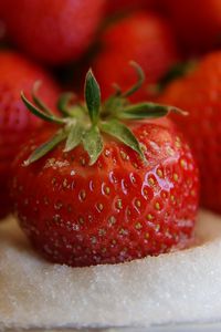 Preview wallpaper strawberries, berries, sweet, sugar