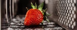 Preview wallpaper strawberries, berry, fruit