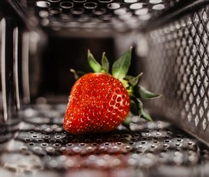 Preview wallpaper strawberries, berry, fruit