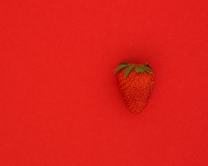 Preview wallpaper strawberries, berry, red background