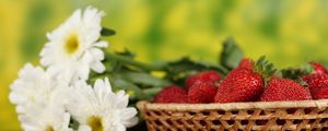 Preview wallpaper strawberry, basket, berries, flowers