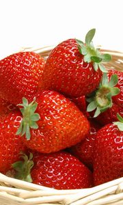 Preview wallpaper strawberry, basket, ripe, fresh