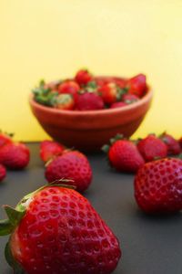 Preview wallpaper strawberry, berries, fruit, bowl, fresh