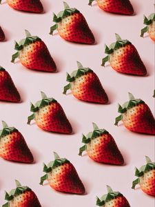 Preview wallpaper strawberry, berries, red, ripe, pattern