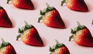 Preview wallpaper strawberry, berries, red, ripe, pattern