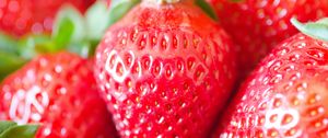 Preview wallpaper strawberry, berries, red, macro