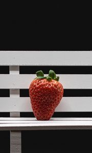 Preview wallpaper strawberry, berry, bench, black