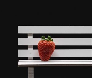 Preview wallpaper strawberry, berry, bench, black