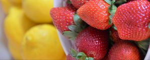Preview wallpaper strawberry, berry, blur, food, red