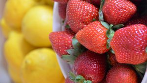 Preview wallpaper strawberry, berry, blur, food, red