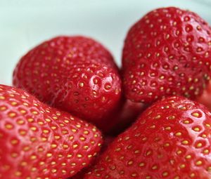 Preview wallpaper strawberry, berry, close-up