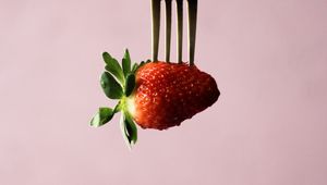 Preview wallpaper strawberry, berry, fork