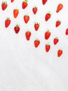Preview wallpaper strawberry, berry, fruit, background, white
