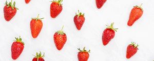 Preview wallpaper strawberry, berry, fruit, background, white