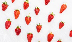 Preview wallpaper strawberry, berry, fruit, background, white