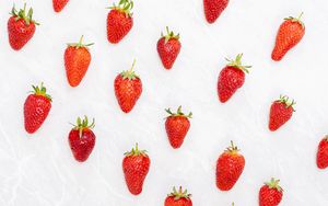 Preview wallpaper strawberry, berry, fruit, background, white