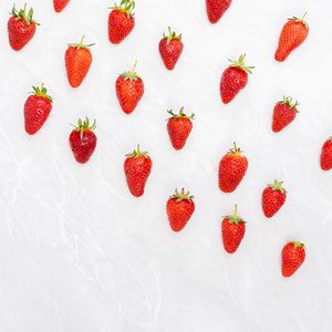 Preview wallpaper strawberry, berry, fruit, background, white