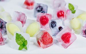 Preview wallpaper strawberry, berry, ice, fruit