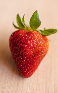 Preview wallpaper strawberry, berry, red, macro