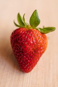 Preview wallpaper strawberry, berry, red, macro