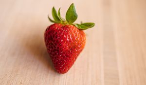Preview wallpaper strawberry, berry, red, macro