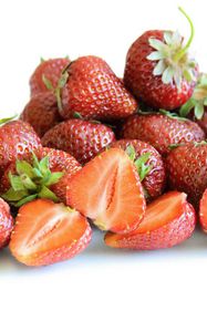 Preview wallpaper strawberry, berry, ripe, juicy