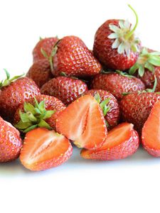 Preview wallpaper strawberry, berry, ripe, juicy