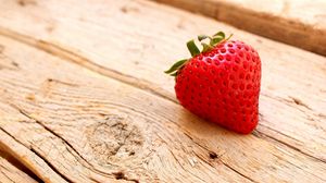 Preview wallpaper strawberry, berry, ripe