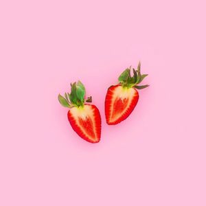 Preview wallpaper strawberry, berry, slices, pink, red