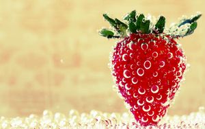 Preview wallpaper strawberry, berry, sweet, drops