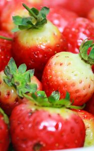 Preview wallpaper strawberry, berry, vitamins