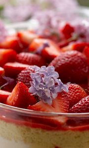 Preview wallpaper strawberry, dessert, berry