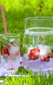 Preview wallpaper strawberry drink, fruit tea, carafe, glass, drink