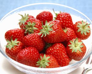 Preview wallpaper strawberry, food, tasty
