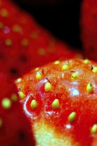 Preview wallpaper strawberry, macro, berry, red