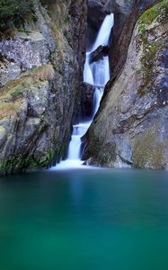 Preview wallpaper stream, rock, lake, water