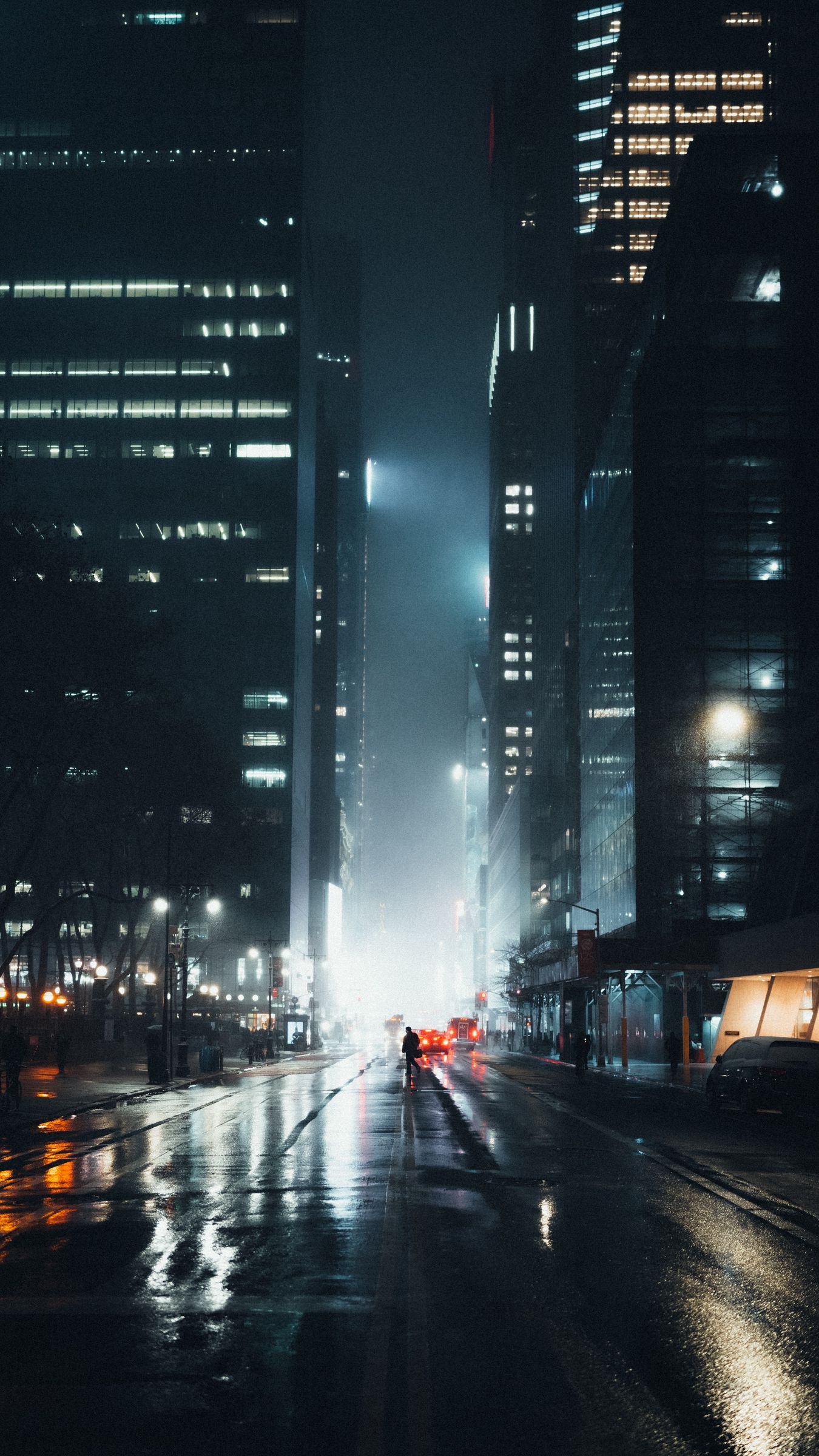 Download wallpaper 1350x2400 street, silhouette, night, fog, light ...