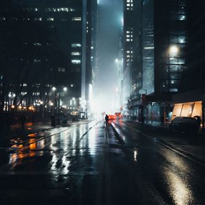 Preview wallpaper street, silhouette, night, fog, light, city