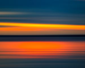 Preview wallpaper stripes, sunset, horizon, blurred