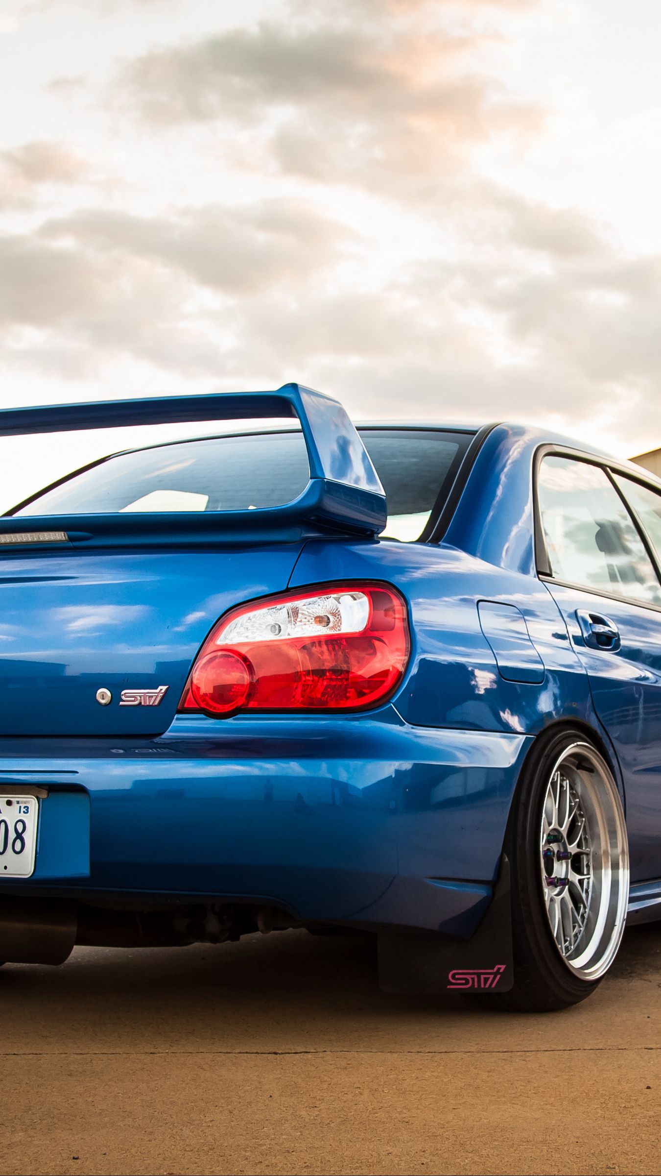 Subaru WRX STI có thêm 500 xe bản giới hạn, giá 44.000 USD