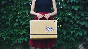 Preview wallpaper suitcase, girl, vintage, vogue, travel