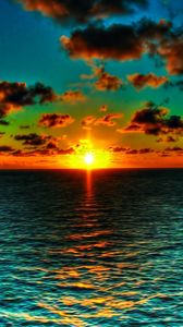 Preview wallpaper sun, clouds, horizon, sea, water, colors