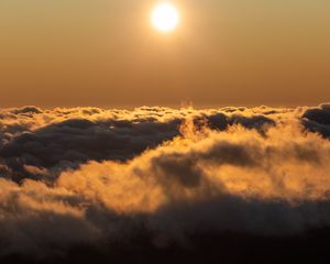 Preview wallpaper sun, clouds, sky, sunset, dusk