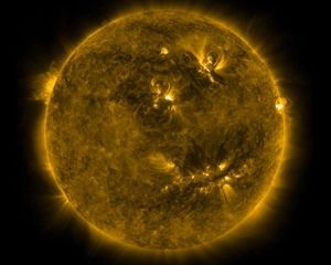 Preview wallpaper sun, energy, light, radiation, space